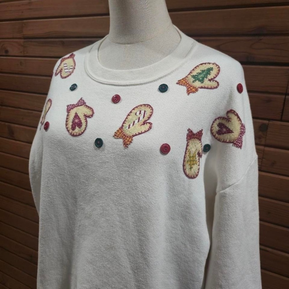 Vintage 90s Holiday Mittens Crewneck Sweatshirt Cottagecore Grannycore Cozy